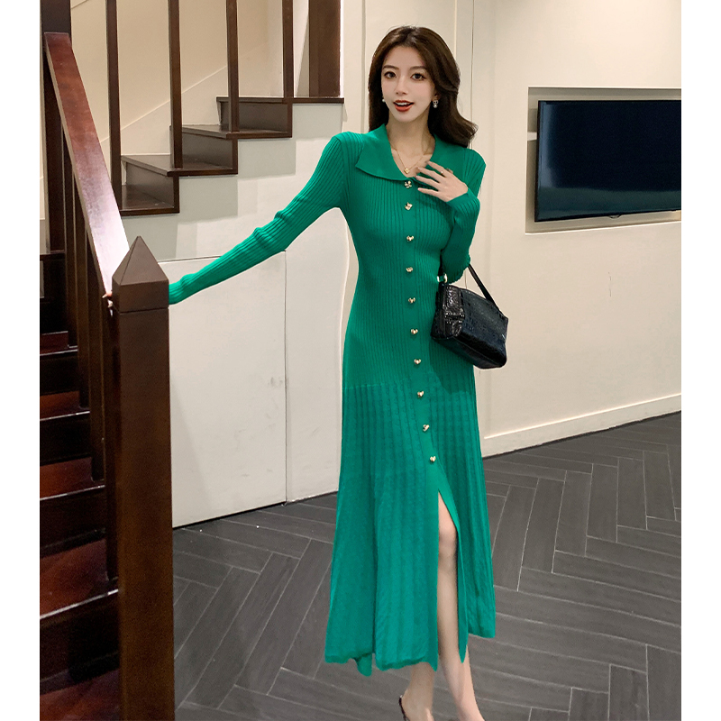 2025 Autumn Winter New Green V-Neck Long Sleeve Knit Dress Slimming Long Dress