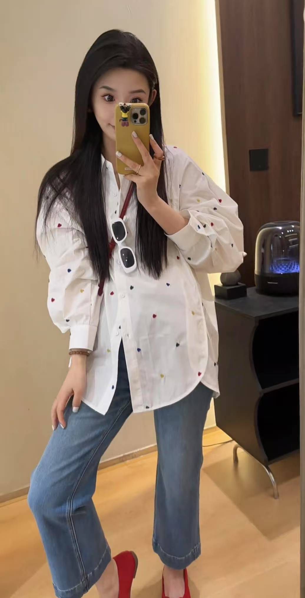 Relaxed Lazy Style White Embroidered Shirt and Slim Straight Pants Two-Piece Set for Women - Image 3