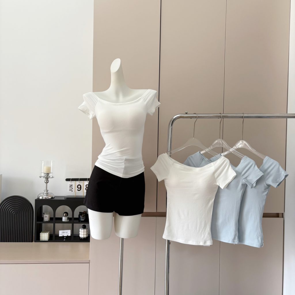 Women's Off-Shoulder Short Sleeve Crop T-Shirt with Padded Bust