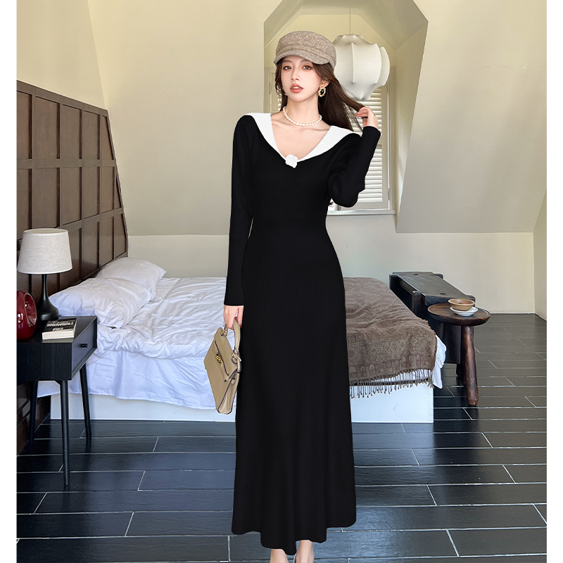 Elegant French V-Neck Slim Fit Long Sleeve Knit Dress - Image 2