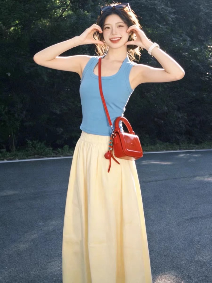 Blue U-Neck Sleeveless Slim Fit Women's Cami Top Summer 2026 - Image 3