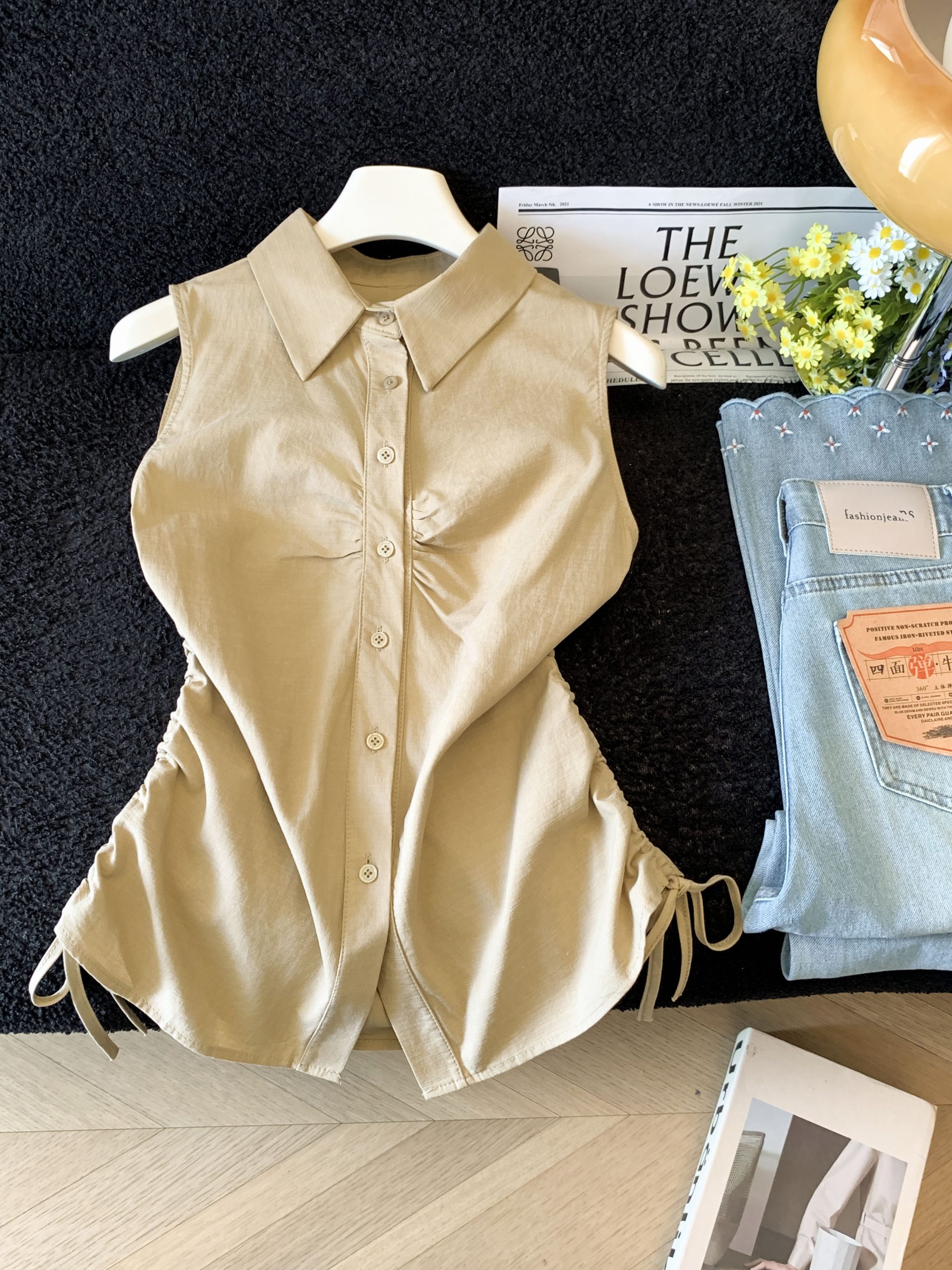 Summer New Polo Collar Sleeveless Shirt for Women with Side Drawstring and Single-Breasted Design - Image 2