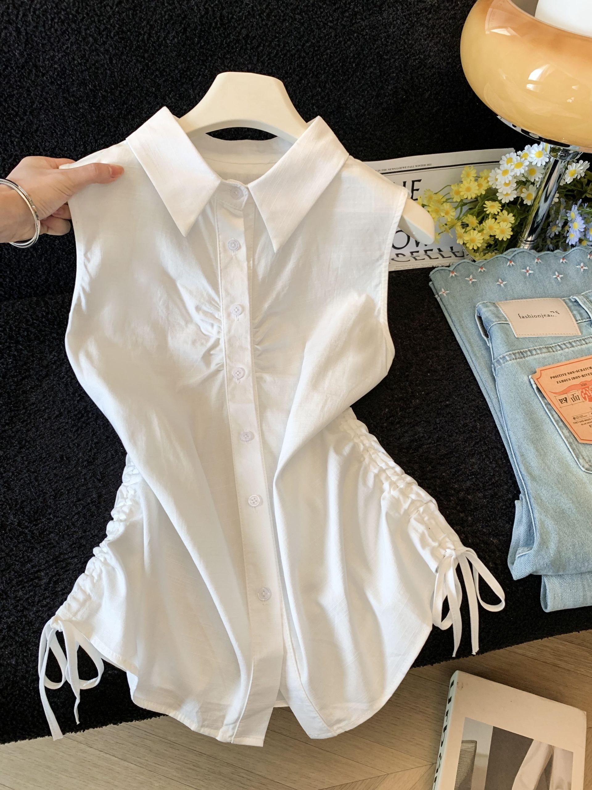 Summer New Polo Collar Sleeveless Shirt for Women with Side Drawstring and Single-Breasted Design - Image 3