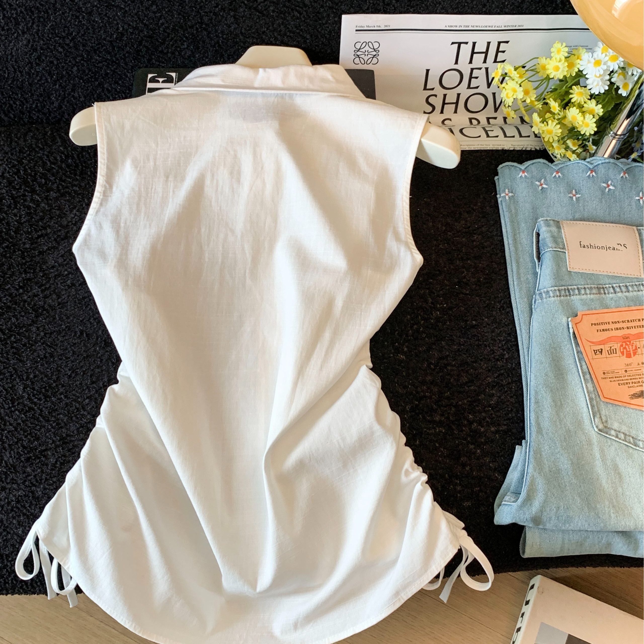 Summer New Polo Collar Sleeveless Shirt for Women with Side Drawstring and Single-Breasted Design - Image 5