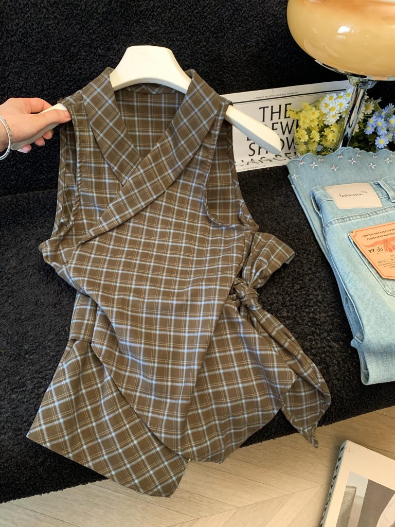 2026 Summer Korean Style Plaid Sleeveless Vest Top for Women